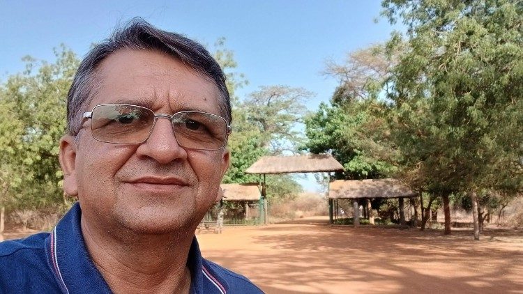P. Ronaldo Lima acompanha o nascimento da Fazenda Esperança no Senegal e da Guiné-Bissau